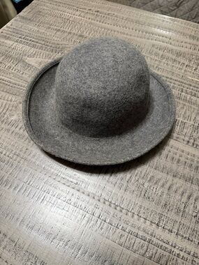 Men's Gray Felt Bowler-Style Hat